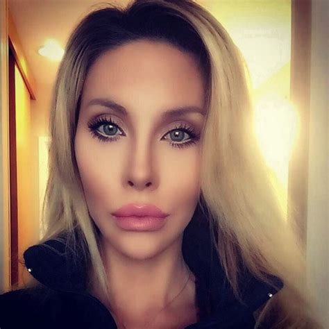 chloe lattanzi twitter